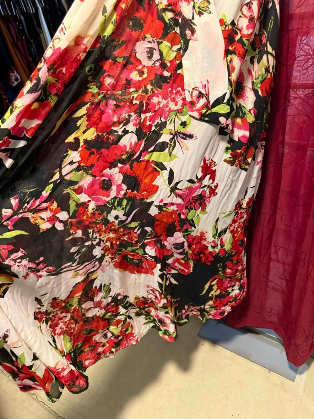 Chetta B Floral Maxi dress in Black, Red & Cream - Picture 4 of 6